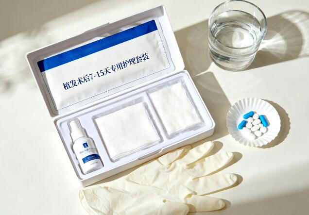 不剃发植发尴尬期7-15天护理全攻略：7天逆袭，告别“秃”然尴尬！